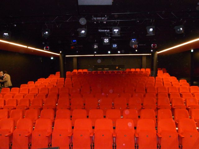 Der neue Saal des Renitenztheaters